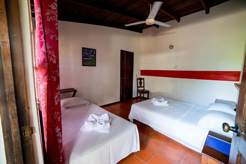 Hotel Hibiscus Cabina 4 Playa Junquillal Esterno foto