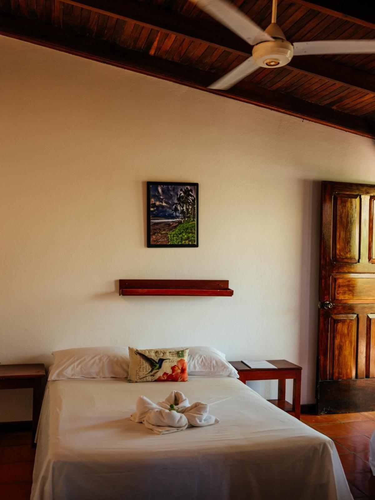 Hotel Hibiscus Cabina 4 Playa Junquillal Esterno foto